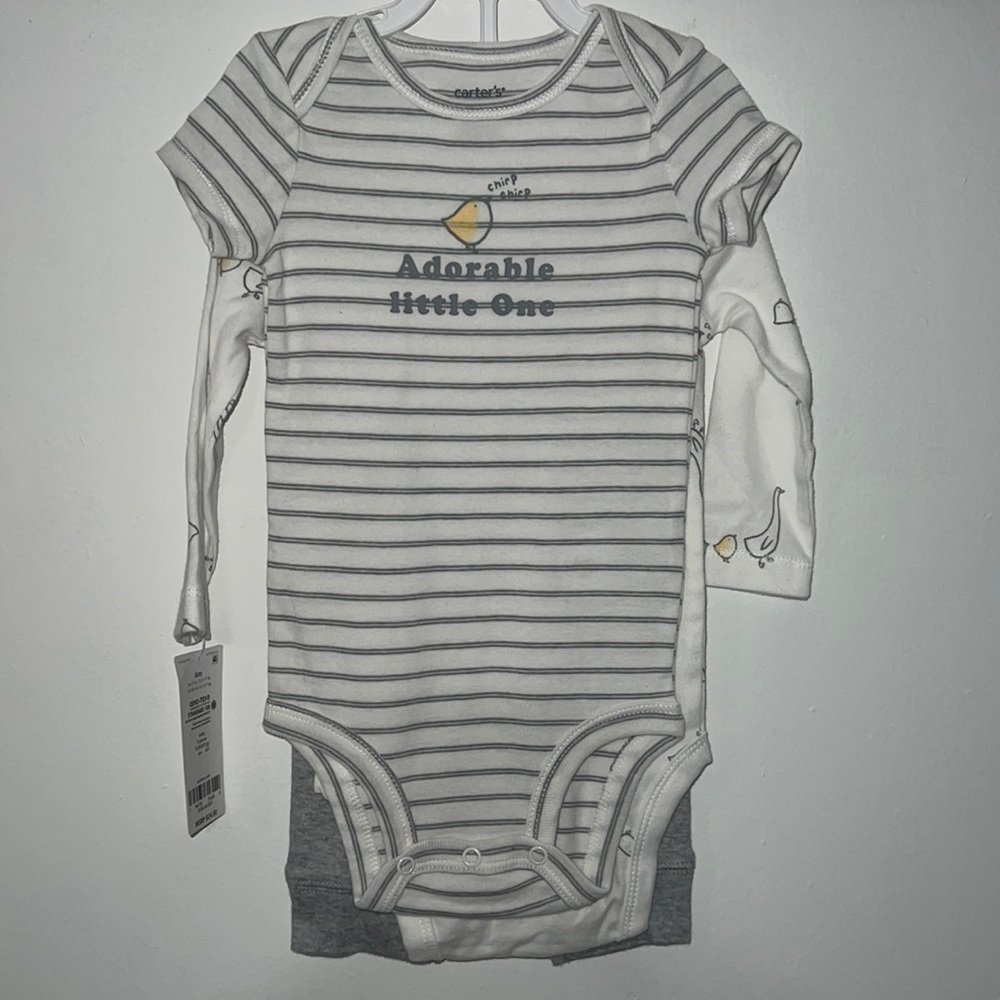 𝅺CARTER’S baby 3 pieces set